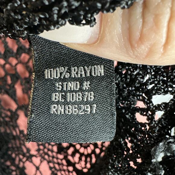 VTG Y2k BCBG Maxazria Loose Knit Crochet Short Cardigan Size L Black Whimsigoth - Picture 9 of 9